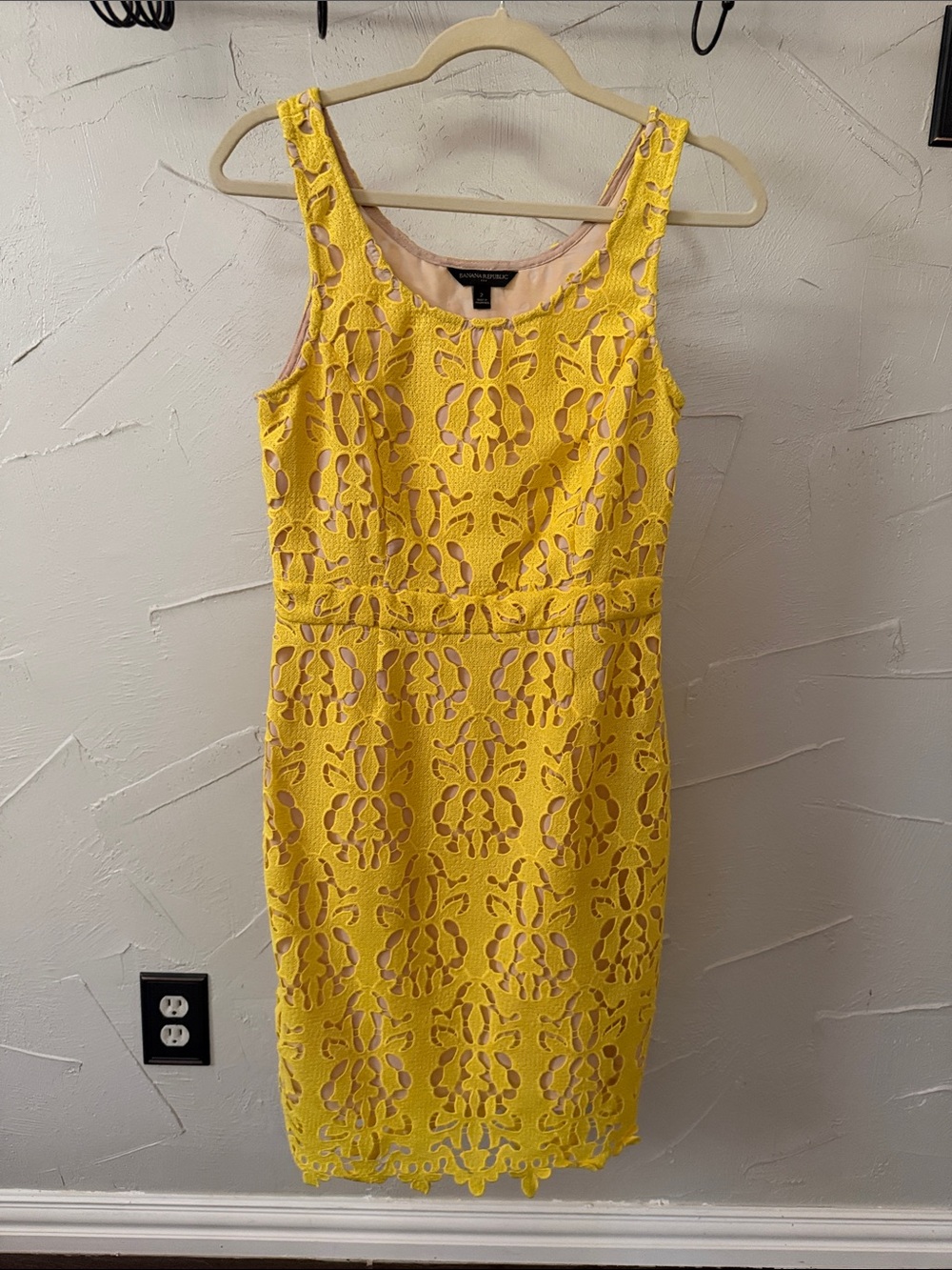 Banana Republic Yellow Lace Sheath Dress with Nude Lining